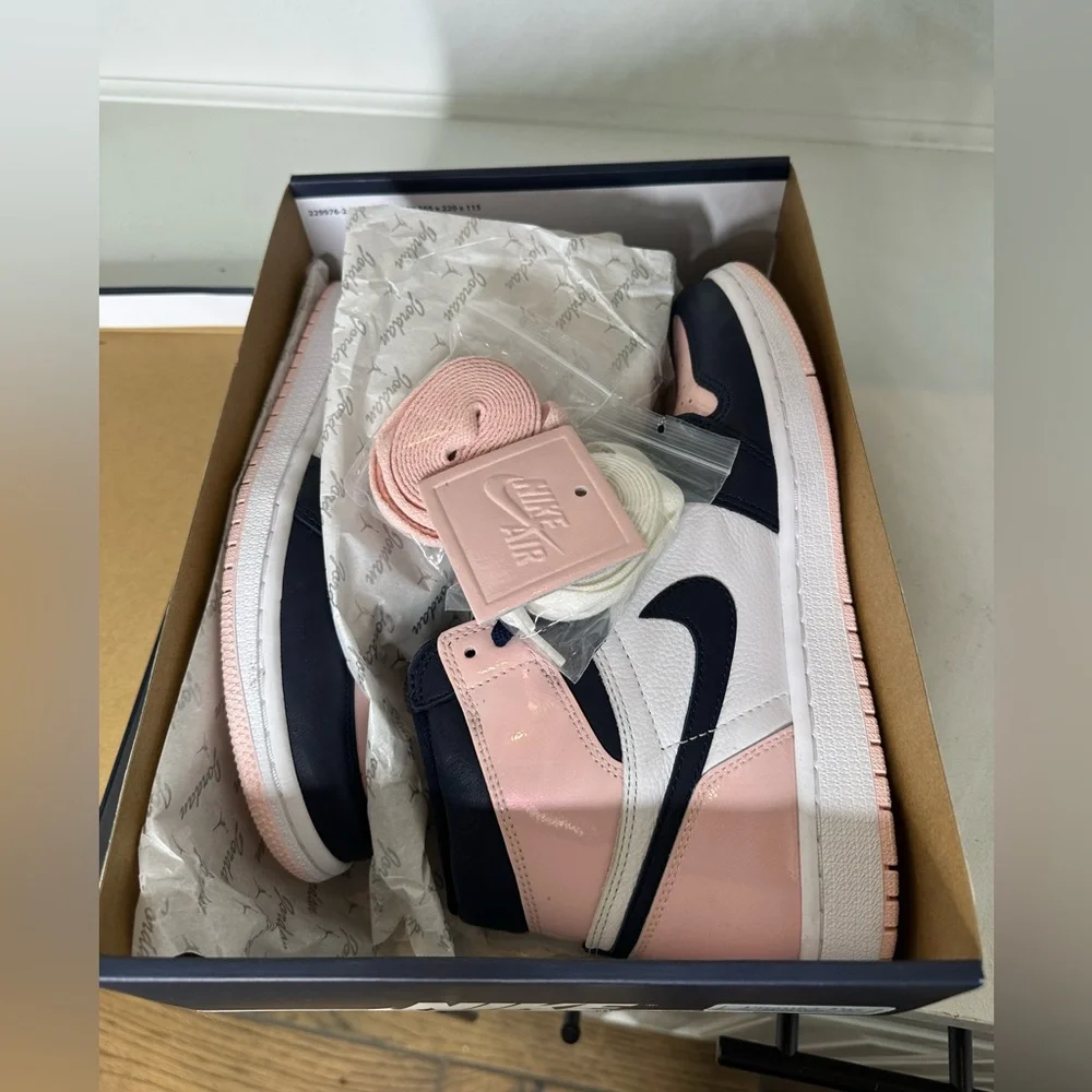 Nike Air Jordan 1 Retro High OG "Atmosphere" (Bubblegum) - Women's 9 - Picture 10 of 10